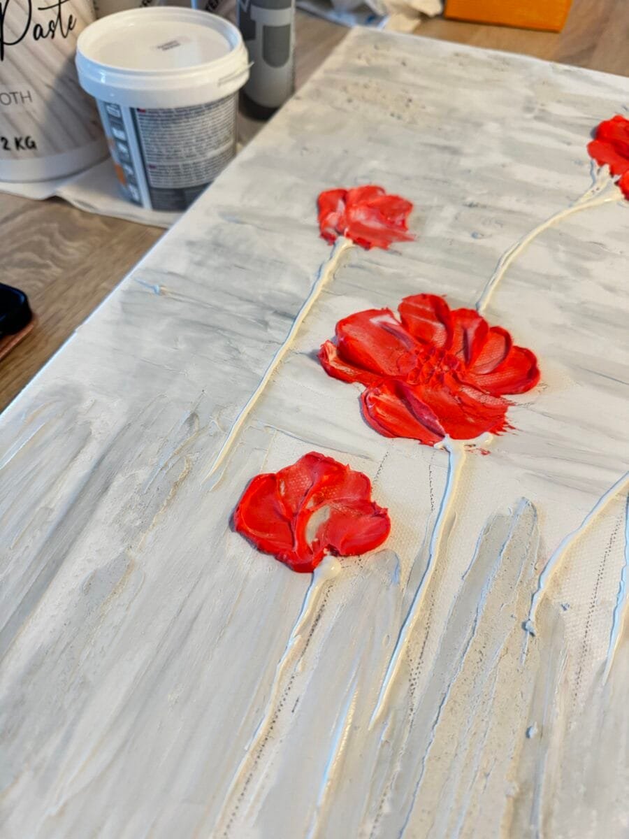Red flower wind gold silver elegant paint structured